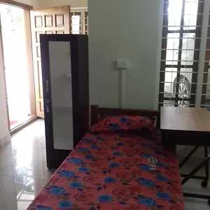  Hostel Daffodils Ladies Infopark